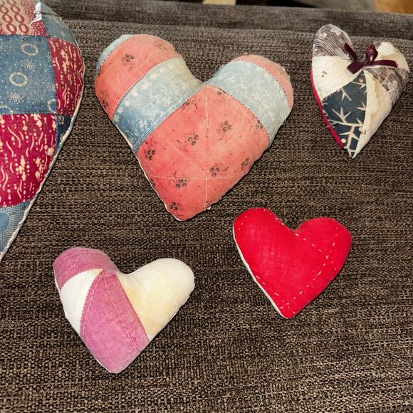 Set of Five Handmade Primitive Hearts From Quilts Country Farmhouse Decor - Picture 4 of 7